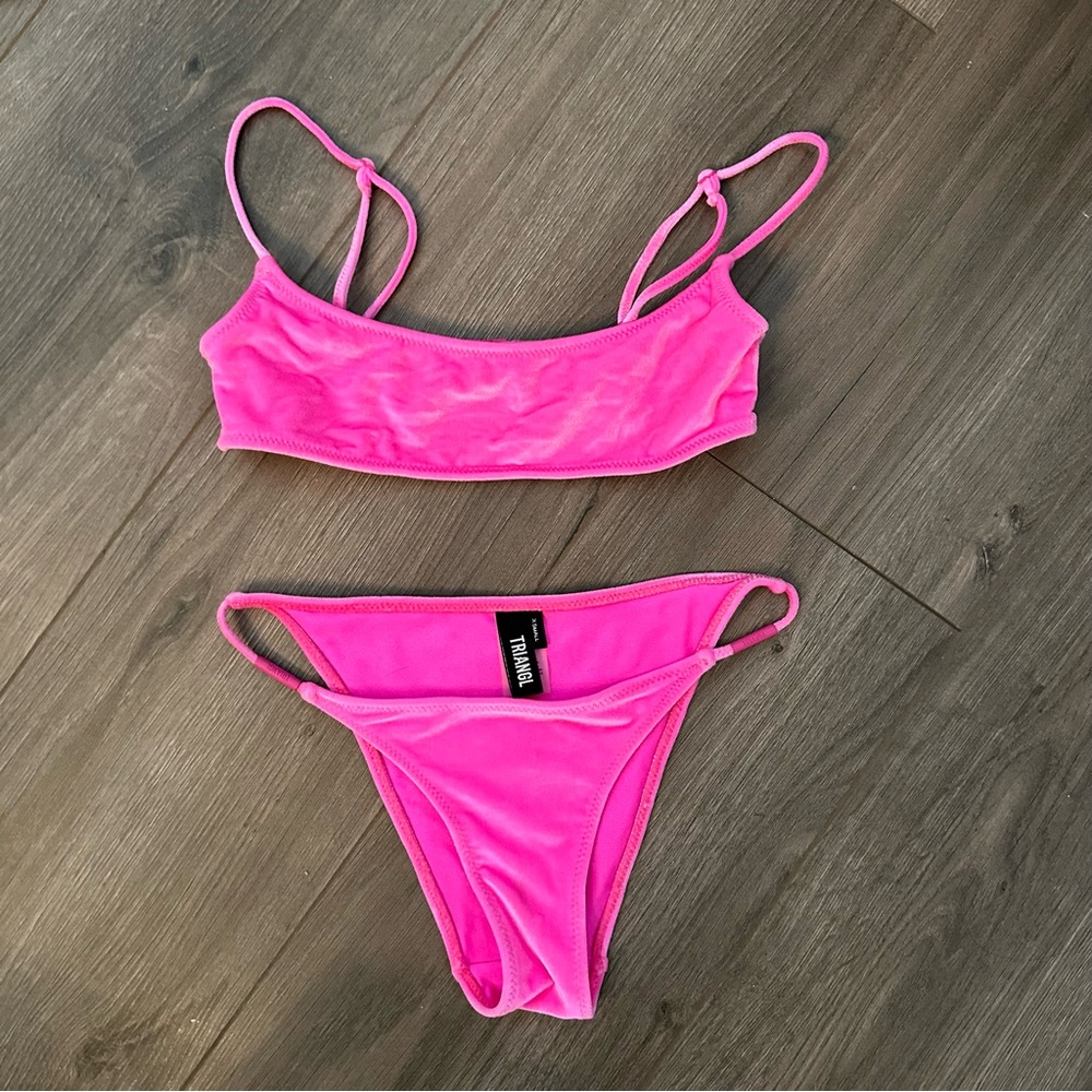 Triangl Faye Bikini Hot Pink Velvet